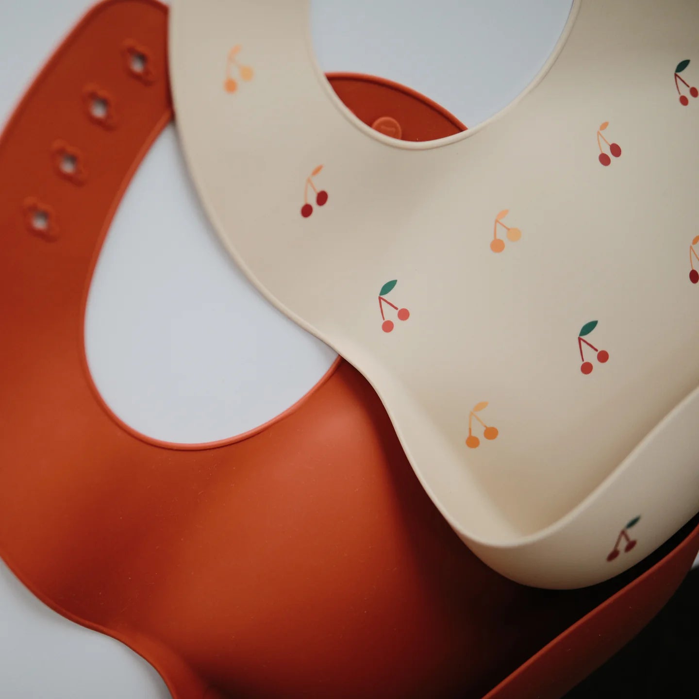 Mushie Cherries Silicone Bib